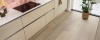 Ambiant Viranto 9040.6506.19 Light Brown PVC plank plak pvc in woonkamer sfeerfoto