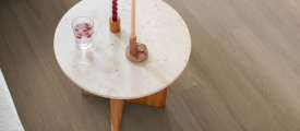 Ambiant Soleno Click 6051.2004.19 Dark Oak PVC plank click pvc in woonkamer sfeerfoto