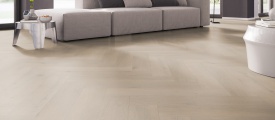 Attico Visgraat XL Click 83 visgraat click PVC sfeerfoto in woonkamer