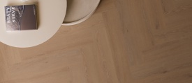 Belakos Cervo Walvisgraat W21 in een royaal visgraat lijnenspel