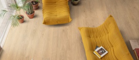 Floorify XL Planken Click F096 Ile de Re PVC plank click pvc in woonkamer sfeerfoto