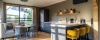 Therdex Hongaarse punt Chevron 6543 Hongaarse punt plak pvc in woonkamer sfeerfoto