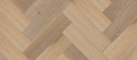 7004