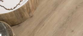 VivaFloors Tuscany 6830 plak PVC plank gelegd in een rustige woonruimte